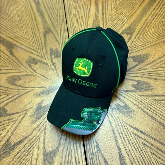 John Deere Black and Green Hat - Picture 1 of 7